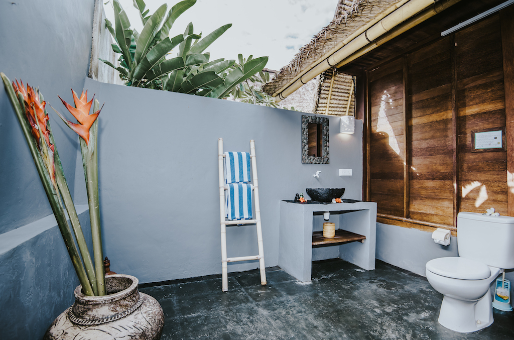 Dream-Beach-Bathroom-1